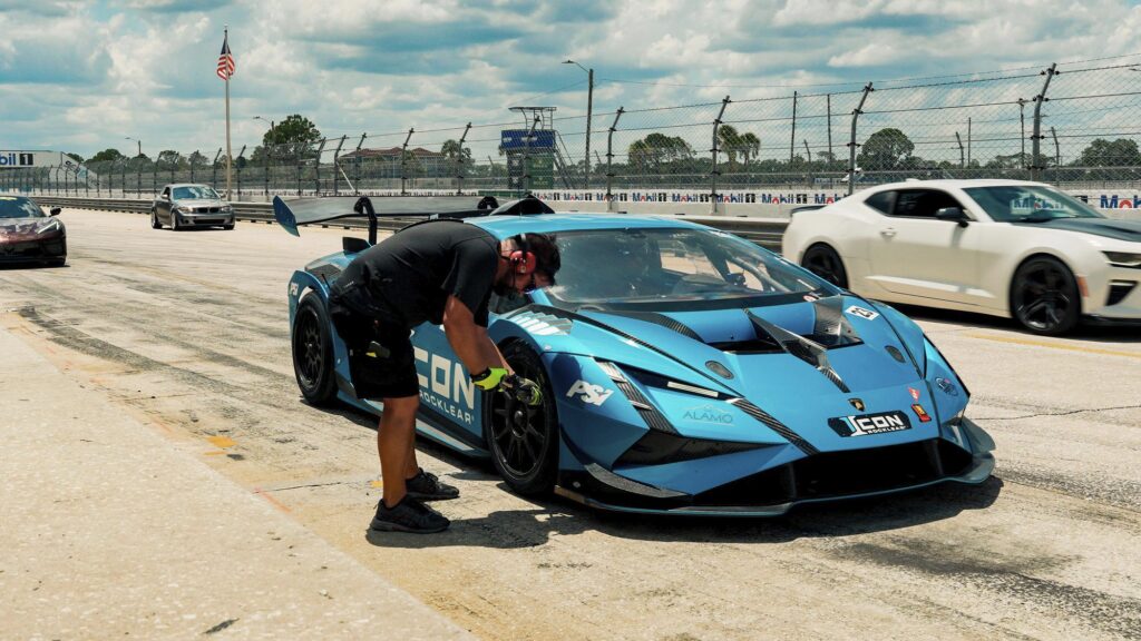 precision-sport-industries-lamborghini-supertrefeo-sebring-47